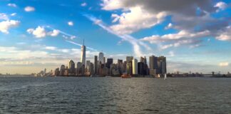 TRAGEDIA EN NUEVA YORK: DOS MUERTES TRAS EL VUELCO DE UNA LANCHA CERCA DE LA ESTATUA DE LA LIBERTAD Nueva York - Mahattan, la isla mágica