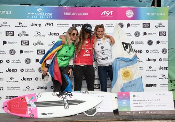 surf-Dominic-Barona-Josefina-Ane-Camila-Cassia