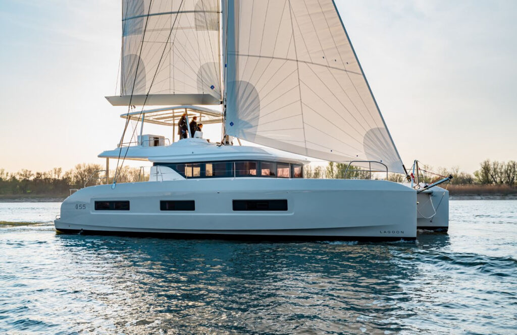 Lagoon 55