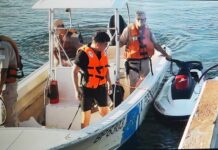 MISIONES – AUXILIO EN EL RÍO PARANÁ: IBAN EN UNA MOTO DE AGUA Y EMPEZÓ A HUNDIRSE