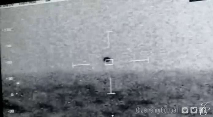 VIDEO – LA MARINA DE LOS EEUU RASTREA UN OVNI DE FORMA ESFÉRICA FRENTE A CALIFORNIA