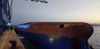 ESPAÑA – VUELCA UN BARCO EN EL PUERTO DE CASTELLÓN: DOS DESAPARECIDOS Y TRES HERIDOS