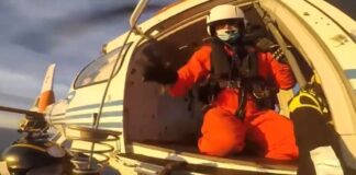 VIDEO- EL IMPRESIONANTE RESCATE AÉREO DE PREFECTURA A UN TRIPULANTE QUE SE DESCOMPENSÓ MIENTRAS NAVEGABA