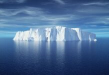 EL ICEBERG MÁS GRANDE DEL MUNDO SE DESPRENDIÓ DE UNA PLATAFORMA EN LA ANTÁRTIDA