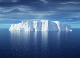 EL ICEBERG MÁS GRANDE DEL MUNDO SE DESPRENDIÓ DE UNA PLATAFORMA EN LA ANTÁRTIDA