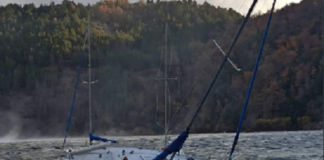 VIDEO – FUERTES RÁFAGAS DE VIENTO ARRASTRAN A VELEROS EN EL LAGO LACAR