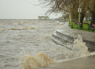 ALERTA POR LA CRECIDA DEL RÍO DE LA PLATA: ESTIMAN QUE EL AGUA SUPERARÁ LOS DOS METROS DE ALTO Y HAY RIESGO DE INUNDACIÓN