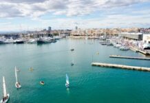 DESDE AZIMUT MARINE A TESLA: LAS EMPRESAS QUE LIDERAN LA ZONA TECNOLÓGICA Y SOSTENIBLE DEL VALENCIA BOAT SHOW