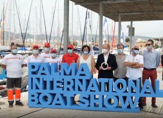 EL PALMA INTERNATIONAL BOAT SHOW RECONOCIÓ LA LABOR HUMANITARIA Y DE SALVAMENTO DE LA CRUZ ROJA DEL MAR