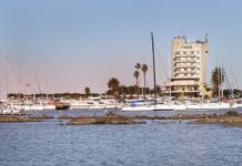 ADOLESCENTE DENUNCIÓ QUE FUE VIOLADA POR UN INSTRUCTOR DE VELA EN EL YACHT CLUB URUGUAYO