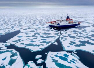 EL HIELO DE LAS REGIONES DEL ÁRTICO ADELGAZA MÁS RÁPIDO DE LO PREVISTO