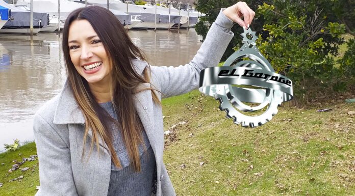 HOY EN PARALELO CERO PRESENTAMOS LA ECLIPSE 23 CON MOTOR FUERA DE BORDA