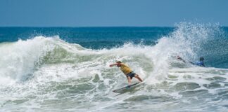 SURF – MUY BUENA LABOR DE USUNA Y GUNDESEN PARA SEGUIR EN CARRERA