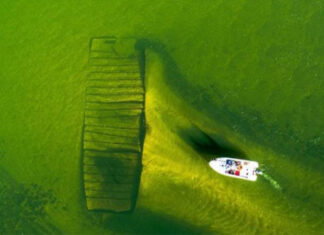 VIDEO- POR LA BAJANTE, HALLAN UNA EMBARCACIÓN HUNDIDA EN EL RÍO PARANÁ