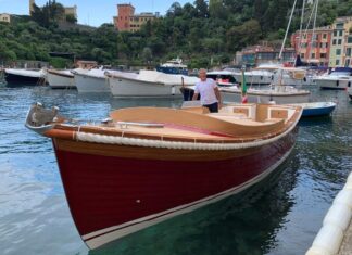 EL PRIMER CORVETTA 24 DE 2021 LANZADO DESDE EL ASTILLERO MUSSINI EN PORTOFINO