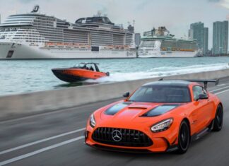 EL ÚLTIMO BÓLIDO DEL AGUA DE MERCEDES-AMG Y CIGARETTE RACING: 2.250 CABALLOS A 140 KM/H