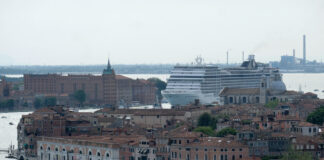ITALIA: SE PROHÍBE FINALMENTE EL PASO DE LOS GRANDES CRUCEROS POR LA LAGUNA DE VENECIA