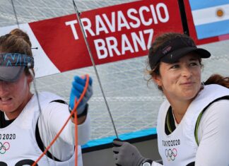 JUEGOS OLÍMPICOS – TRAVASCIO Y BRANZ GANARON SU SEGUNDA REGATA Y LLEGAN AL 6º PUESTO EN LA CLASE 49erFX DE YACHTING