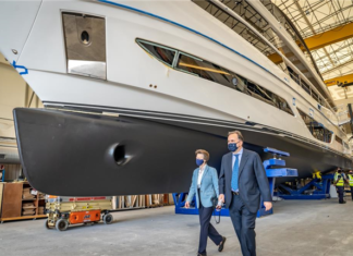 LA PRINCESA ANA DEL REINO UNIDO VISITÓ PRINCESS YACHTS