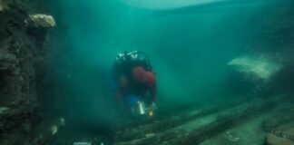 EGIPTO: HALLAN LOS RESTOS DE UN BARCO Y UN CEMENTERIO EN UNA ANTIGUA CIUDAD SUMERGIDA