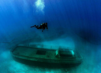 BUCEADORES CREAN VISITAS DIGITALES DE BARCOS HUNDIDOS Y ARRECIFES EN CHIPRE
