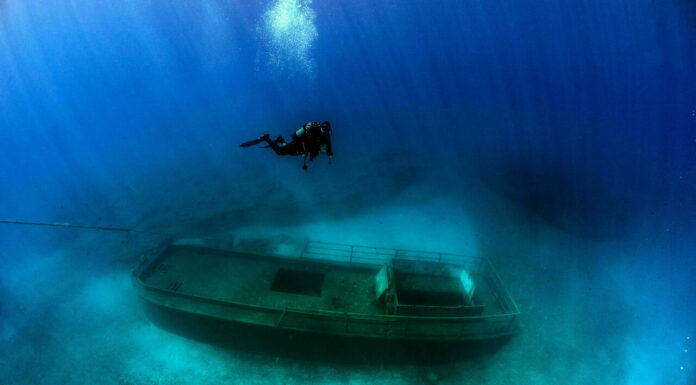 BUCEADORES CREAN VISITAS DIGITALES DE BARCOS HUNDIDOS Y ARRECIFES EN CHIPRE