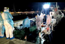 VIDEO- DOS TRIPULANTES DE UN BUQUE DIERON POSITIVO EN COVID-19 Y FUERON TRASLADADOS AL PUERTO DE PIRIÁPOLIS