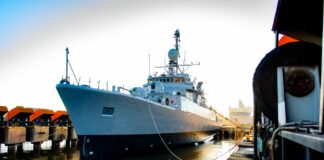 SE HIZO ENTREGA A LA ARMADA DEL PRIMER BUQUE REPARADO EN EL ASTILLERO TANDANOR CON EL FONDEF
