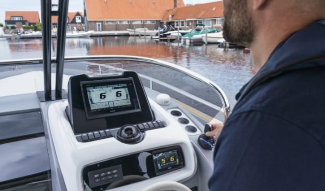 YAMAHA LANZA UN SISTEMA DE CONTROL QUE FACILITA LA NAVEGACIÓN