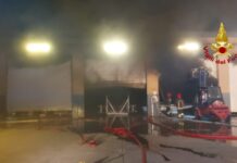 INCENDIO EN EL CLUB NÁUTICO ITALIANO DE GÉNOVA
