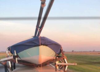 UN MÁSTIL DE VELERO SE PERDIÓ EN LA RUTA A PARANÁ Y SU PROPIETARIO PIDE AYUDA PARA RECUPERARLO