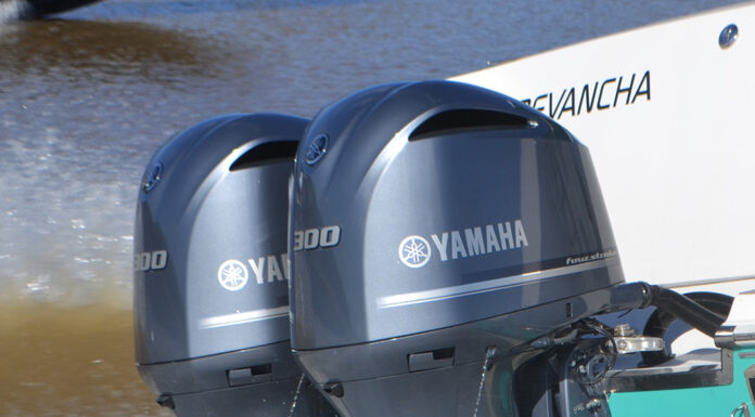MOTORES FUERA DE BORDA: YAMAHA 300 HP (VIDEO)