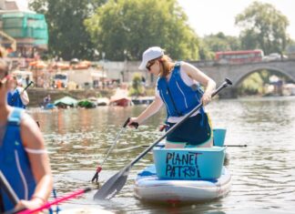 REINO UNIDO: CONVOCAN A VOLUNTARIOS A UNA LIMPIEZA EN UN RÍO DE SOUTHAMPTON PARA CAMBIAR EL RUMBO DE LA CONTAMINACIÓN PLÁSTICA