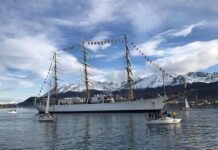 LA CAPITAL FUEGUINA LE DIO LA BIENVENIDA A LA FRAGATA ARA LIBERTAD