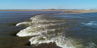 LA BAJANTE DEL RÍO PARANÁ CREÓ UNA “CASCADA” EN LA LAGUNA SETÚBAL