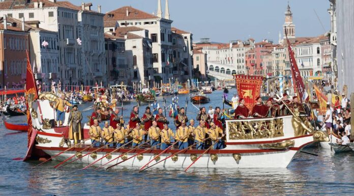 SE REALIZÓ LA “REGATA HISTÓRICA DE VENECIA”