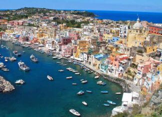 CONSEJOS PARA NAVEGAR EN “PROCIDA”, LA ISLA MÁS LINDA DEL GOLFO DE NÁPOLES