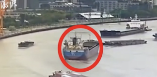 VIDEO- DOS BUQUES ESTUVIERON A PUNTO DE COLISIONAR EN UN RÍO DE SHANGHAI