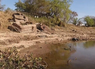 POR LA BAJANTE DEL RÍO PARANÁ EMERGIERON LOS RESTOS DE LOS ANTIGUOS MUELLES DE UN PUERTO