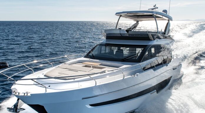 FAIRLINE PRESENTA EL NUEVO SQUADRON 68 RENOVADO