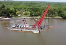 REFLOTAN EL BARCO HUNDIDO EN EL PUERTO DE LA PLATA: POR QUÉ ESTABA EN JUEGO EL ABASTECIMIENTO DE COMBUSTIBLES EN TODO EL PAÍS