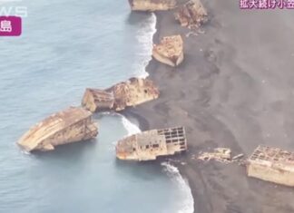 La actividad volcánica en Japón hace emerger barcos hundidos de la II Guerra Mundial