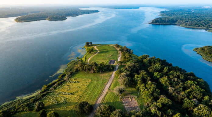 EL LAGO PRIVADO MÁS GRANDE DE TEXAS A LA VENTA