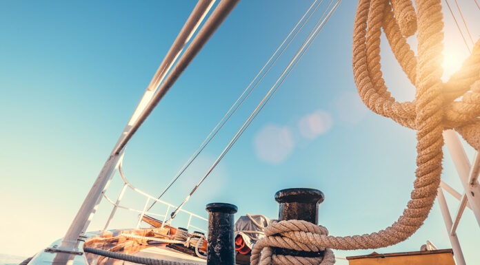 ESPECIALISTAS ADVIERTEN QUE LOS CABOS DE LOS BARCOS SON UNA FUENTE DE CONTAMINACIÓN PARA LOS OCÉANOS