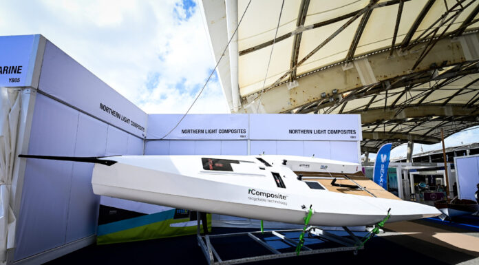 “ECORACER”: LA LANCHA DEPORTIVA RECICLABLE