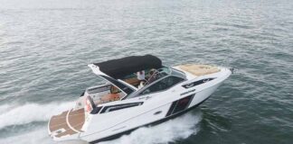 HOY EN ESLORAS PRESENTAMOS EL FIBRAFORT 305, UN SPORT CRUISER DE 10 M