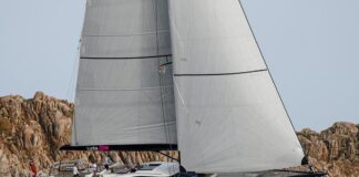 VELERO-OYSTER LANZA EL NUEVO MODELOS 595