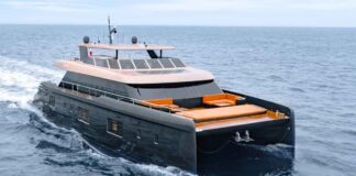 100 SUNREEF POWER, LA REVOLUCIÓN DEL LUJO ES UN MULTICASCO