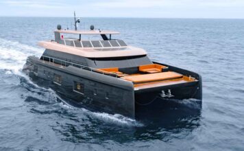 100 SUNREEF POWER, LA REVOLUCIÓN DEL LUJO ES UN MULTICASCO