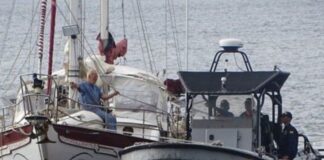 COLOMBIA – VELERO A LA DERIVA CON DOS TRIPULANTES  ES RESCATADO EN EL CARIBE